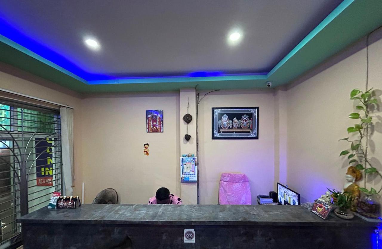 Oyo Flagship Hotel New Moon Inn Purî Extérieur photo